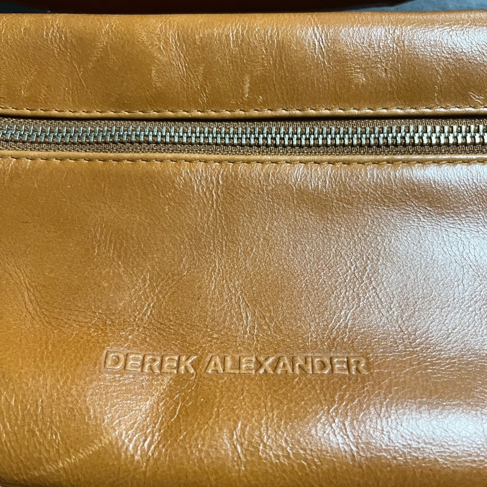 Derek Alexander Tan Leather Shoulder Bag - Picture 2 of 8